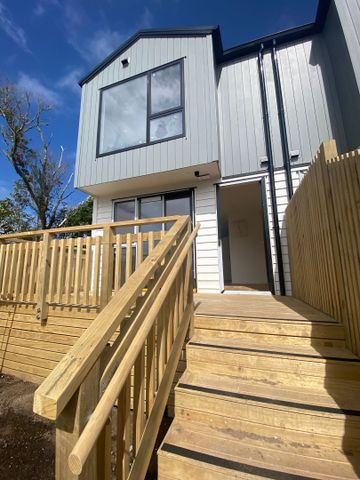 SUNNYVALE, 2 BEDROOMS - Photo 4