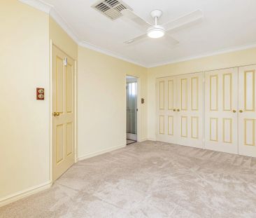 Stroll to the River - Photo 2