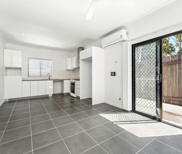 576A Warringah Road - Photo 3