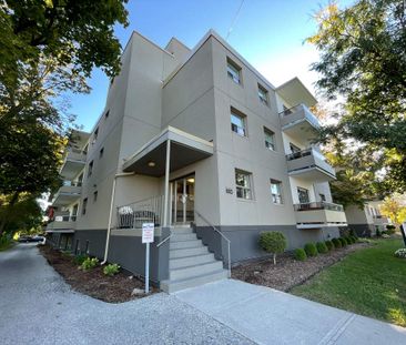 Diplomat Apartments - Choose your rent level - Call for Details - A... - Photo 3