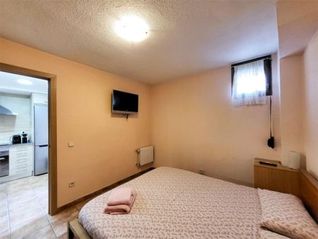 Piso de alquiler en Calle de Santillana del Mar, 6, Casco Antiguo - Photo 4