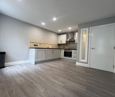 Flat 3, 6 Glandore Avenue, Belfast, BT15 3FB - Photo 4