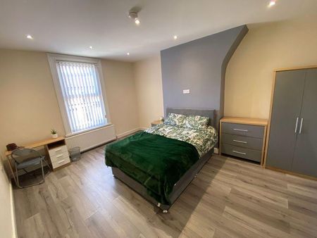 7 bedroom terraced house to rent - Photo 5