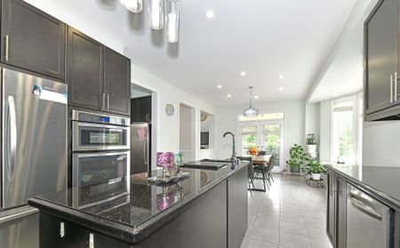 For Lease - 24 Faris Street Unit# Upper, Bradford West Gwillimbury, Ontario - Photo 4