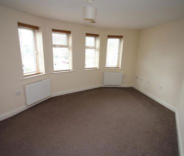 2 bedroom apartment to rent - Photo 6