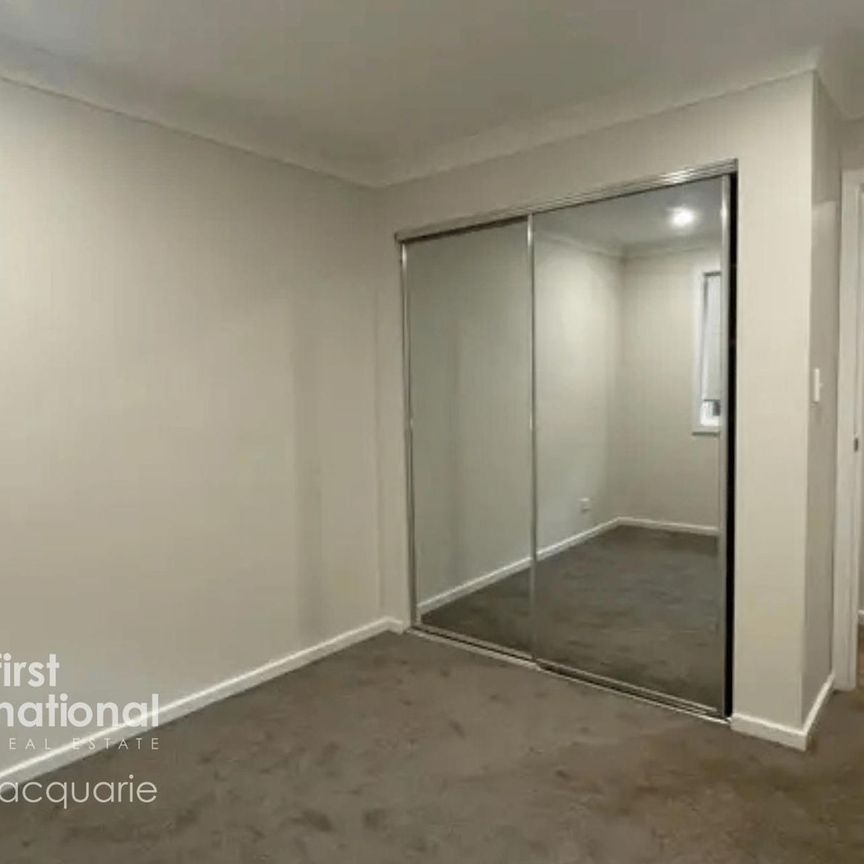 MODERN 3 BEDROOM HOME IN BRENTWOOD ESTATE - Photo 1