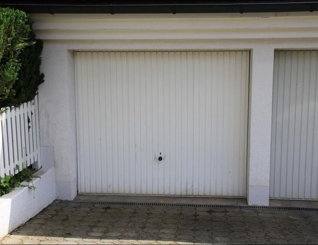 elvirA! Neuried, sehr attraktive 3,5 Zimmer-Maisonette-Wohnung mit zwei Balkonen - Foto 1