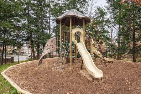 Ocean Brook Park Apartments - 2 Bedroom - Photo 2