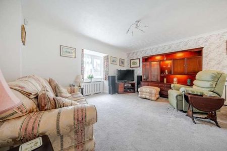 Thatcham, Berkshire, RG19 - Photo 3