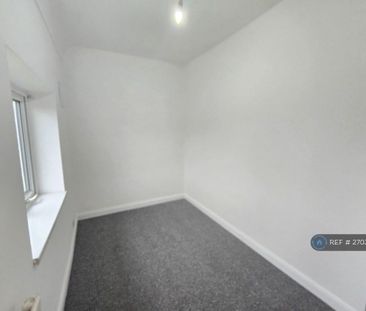 3 bedroom end of terrace house to rent - Photo 5