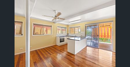 Look At This One! - Photo 2