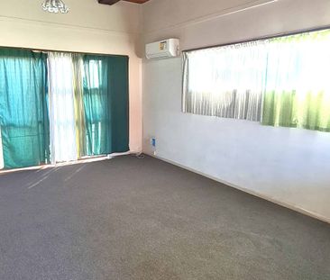 1 Bedroom, Browns Bay - Photo 4