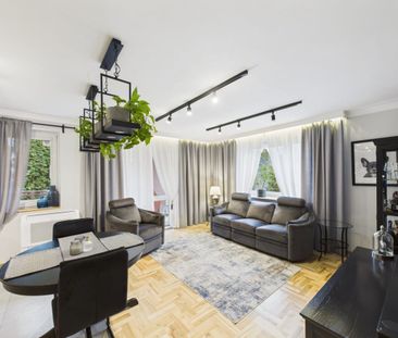 Stylowe 3-pokojowe mieszkanie z tarasem. 54.36 m² - Фото 1