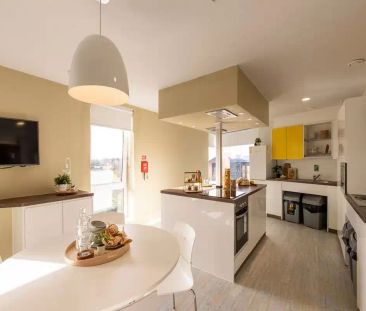 6 Bed Cluster Flat - Photo 5