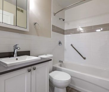 Colonel By Towers - Photo 4