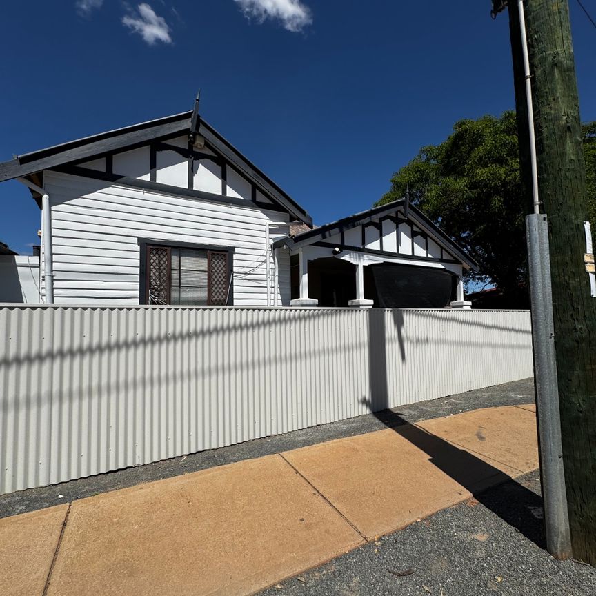 Family Home Available For Rent Early December - Photo 2