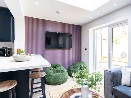 Luxury 6 bedroom, ensuite Student House Room 7 - Photo 5