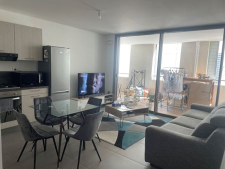Appartement 76.95 m² - 3 Pièces - Nîmes (30900) - Photo 4