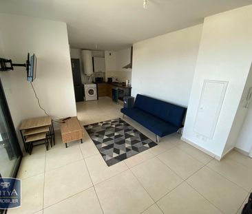 Location Appartement 3 pièces 52m² ST DENIS 97400 - Photo 5