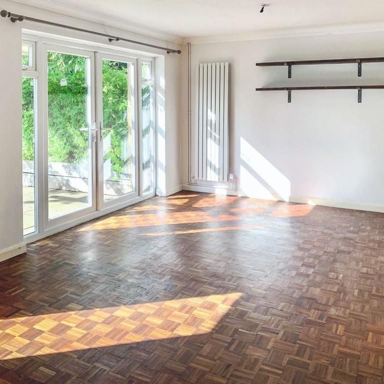 4 bedroom semi-detached house to rent - Photo 1