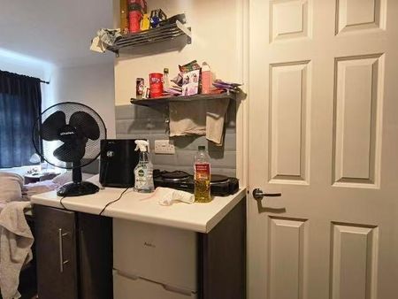 1 bedroom flat to rent - Photo 5