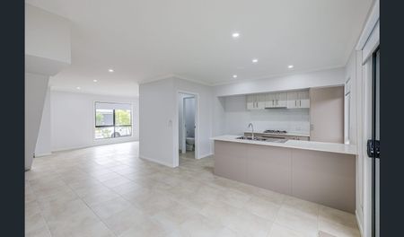 69 Sutherland Drive Strathpine - Photo 3