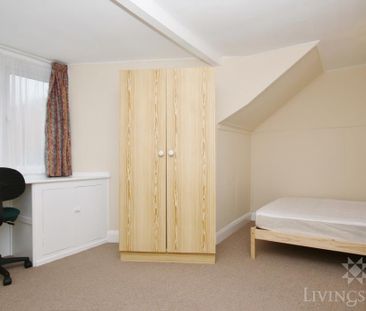 4 bedroom terraced house to rent - Photo 5