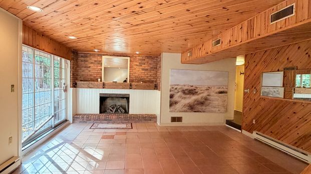 For Lease - 117 Watson Avenue, Oakville, Ontario - Photo 1