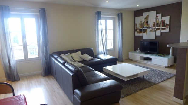 Location Appartement 3 pièces 74m² HYERES 83400 - Photo 1