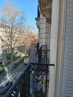 Location Appartement 4 pièces 92m² PARIS 6ème - Photo 1