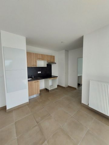 Location Appartement 2 pièces 50m² CORNEBARRIEU 31700 - Photo 3