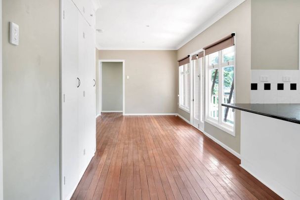 Modern and Spacious! - Photo 1