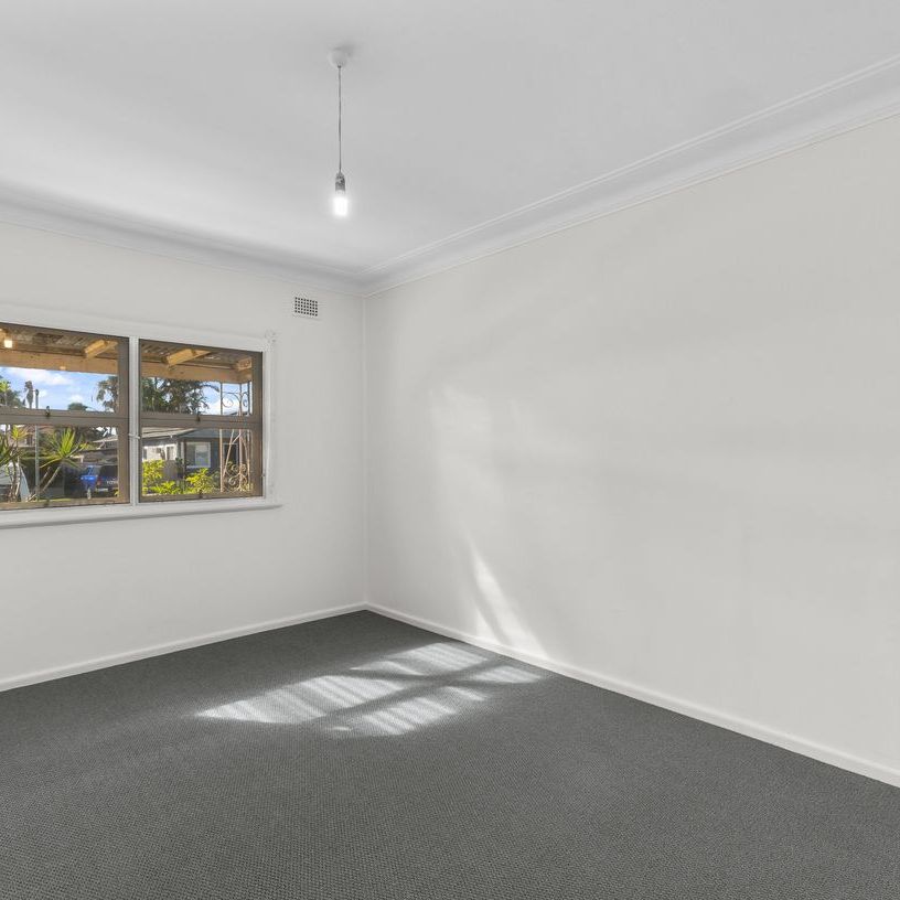 Cottage near the lake - Photo 1