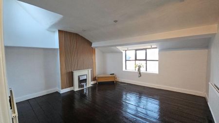 2 bedroom apartment to rent - Photo 4