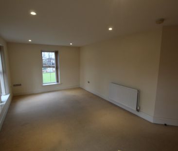 2 Bed Apartment - Photo 6