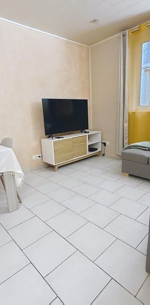 Location Appartement 2 pièces 50m² CLERMONT FERRAND 63000 - Photo 1