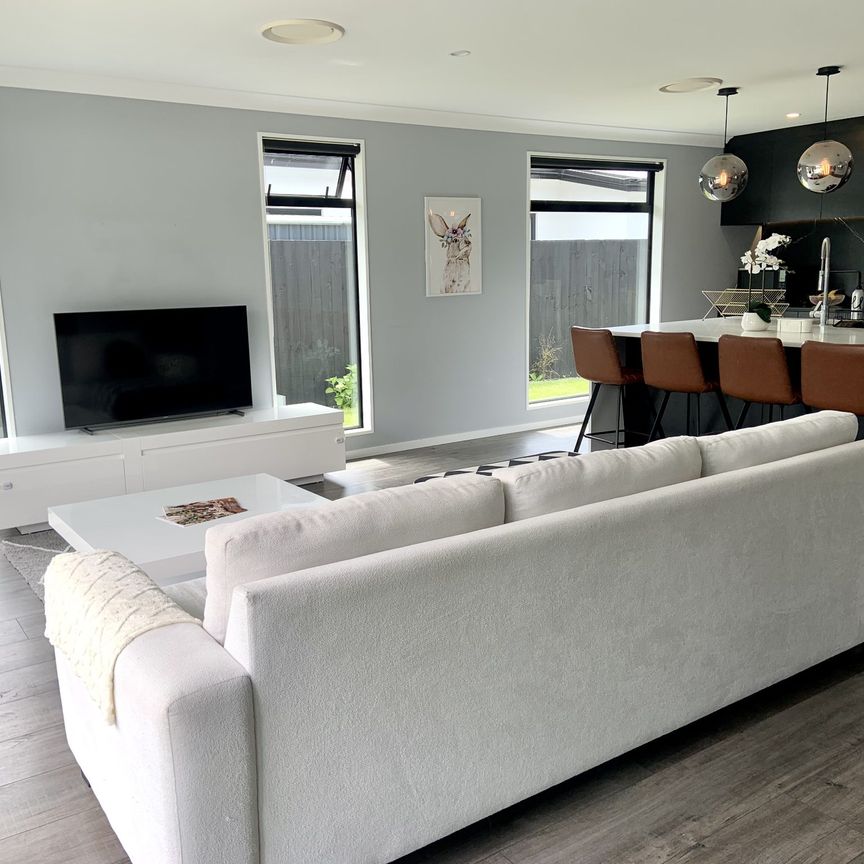 Belfast, 3 bedrooms - Photo 1