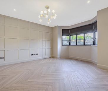 4 bedroom end of terrace house to rent - Photo 1