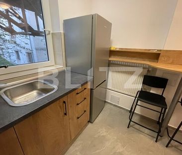 Garsoniera, 30 mp, parcare, parțial mobilat, zona Gruia - Fotografie 1