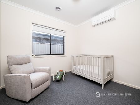 STUNNING NEW HOME! - Photo 5