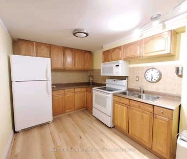 For Lease - 24 Golden Oak Avenue, Richmond Hill, Ontario - Photo 5