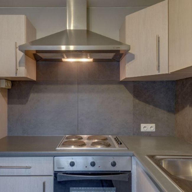 Appartement te huur in Roeselare voor € 700 met 2 slaapkamers - Foto 1