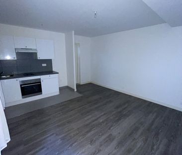 Location Appartement 2 pièces 33m² LA VARENNE ST HILAIRE 94210 - Photo 1