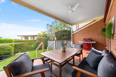 10A Wewak Place, Allambie Heights NSW 2100 - House For Rent | Domain - Photo 2