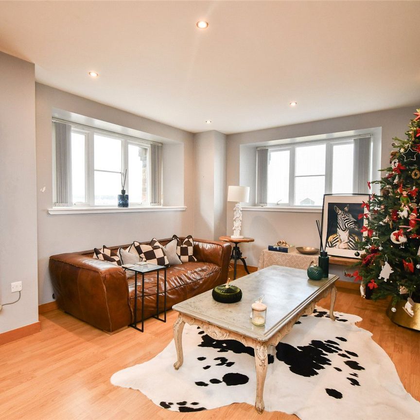 East Float Quay, CH41 1DP, Birkenhead - Photo 1