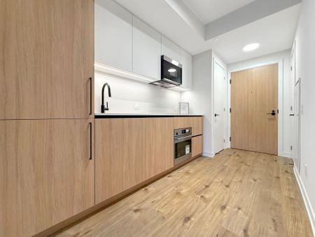 For Lease - 35 Parliament Street Unit# 705, Toronto, Ontario - Photo 3