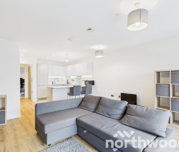 2 bedroom flat to rent - Photo 2