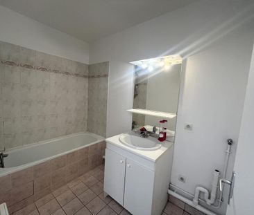 Location Appartement 2 pièces 45m² VILLENOY 77124 - Photo 4