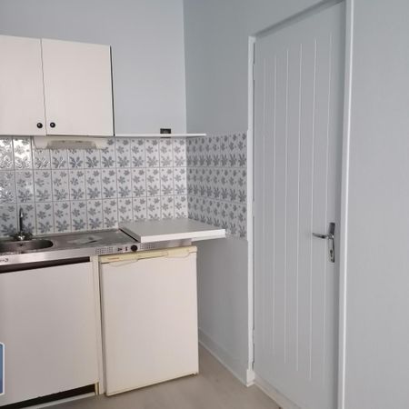 Location Appartement 1 pièce 21m² BLOIS 41000 - Photo 3