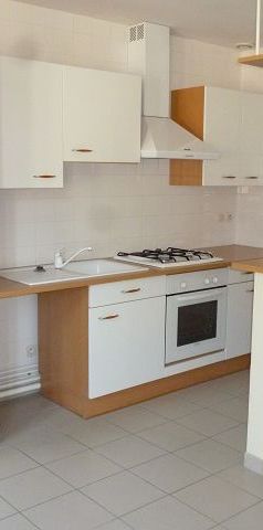 Location Appartement 2 pièces 49m² CAMBRAI 59400 - Photo 1